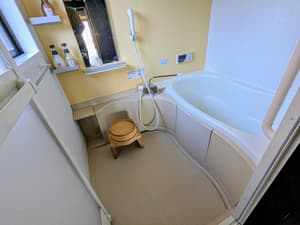 thumbnail: Bathroom