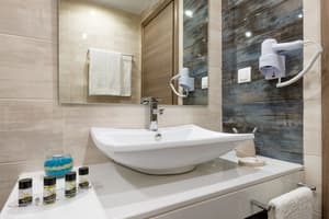 thumbnail: Bathroom
