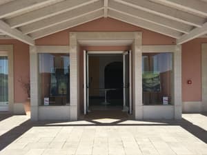 thumbnail: Property entrance