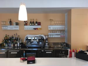 thumbnail: Bar (on property)