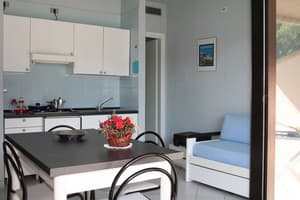 thumbnail: Living room