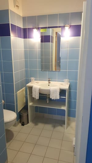thumbnail: Bathroom
