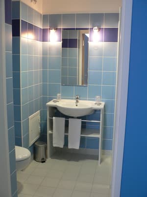 thumbnail: Bathroom
