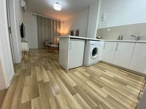 thumbnail: In-room dining