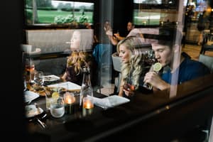 thumbnail: Restaurant