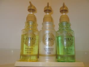 thumbnail: Bathroom amenities