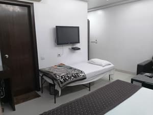 thumbnail: Room
