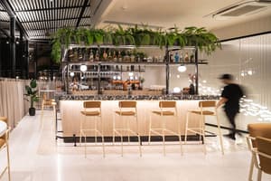 thumbnail: Restaurant