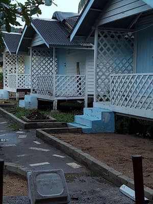 thumbnail: Exterior
