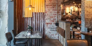 thumbnail: Breakfast area