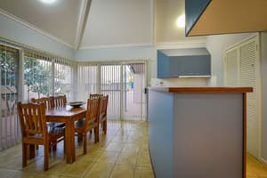 thumbnail: In-room dining