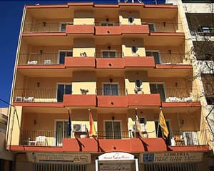 thumbnail: Front of property