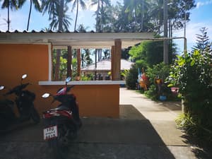 thumbnail: Interior entrance