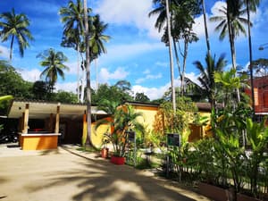 thumbnail: Property grounds