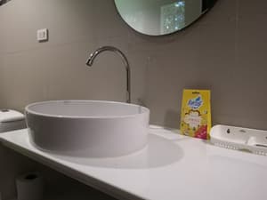 thumbnail: Bathroom amenities