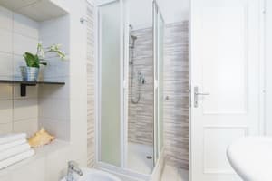 thumbnail: Interior