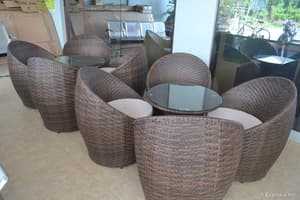 thumbnail: Lobby sitting area