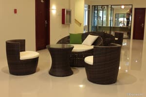 thumbnail: Lobby sitting area