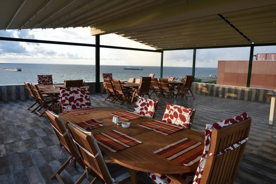 Restaurant-cafeteria