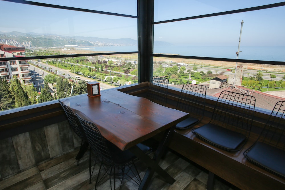 Restaurant-cafeteria