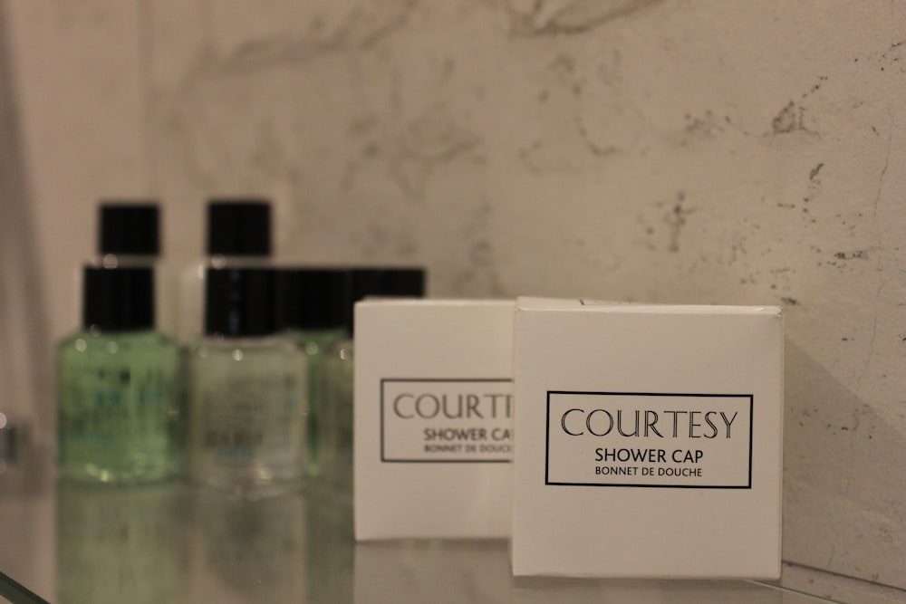 Bathroom amenities