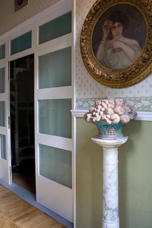 thumbnail: Interior