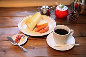 thumbnail: Food and drink