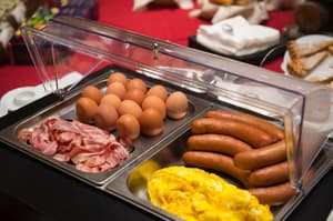 thumbnail: Breakfast area