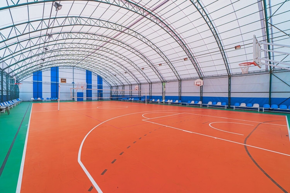 Sport court