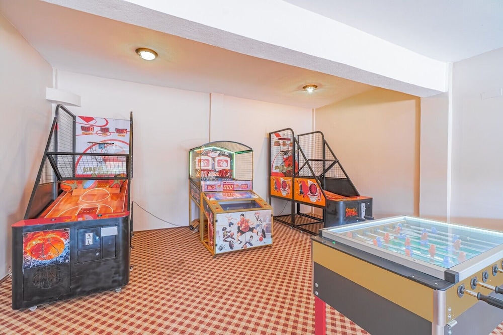 Children's play area - indoor