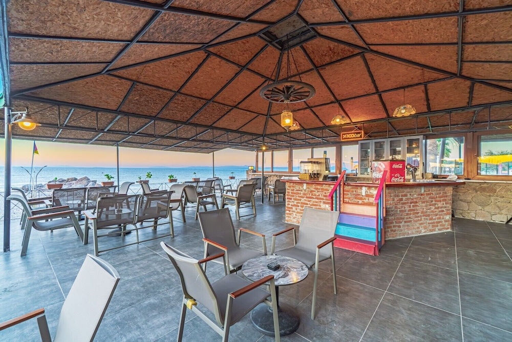 Beach bar
