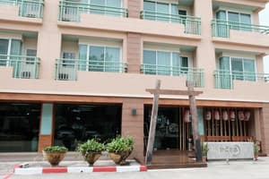 thumbnail: Exterior