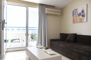 thumbnail: Living area