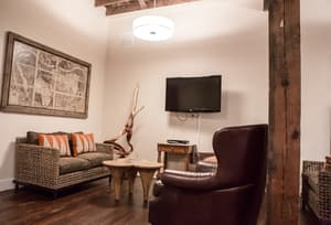 thumbnail: Interior detail