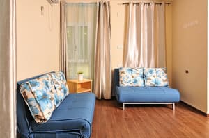 thumbnail: Living room