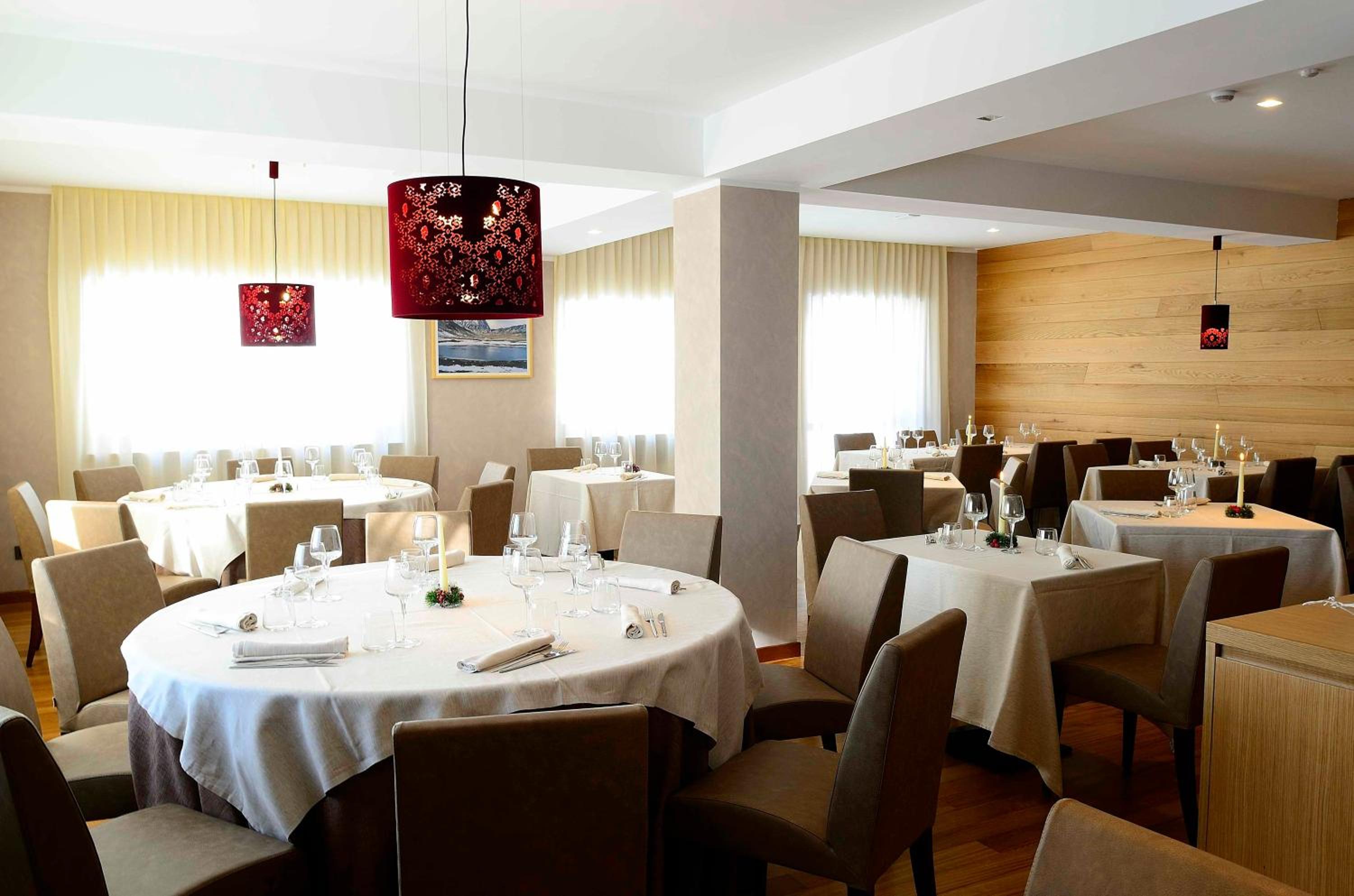 Restaurant-cafeteria