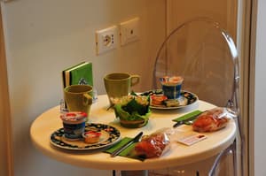 thumbnail: Breakfast area