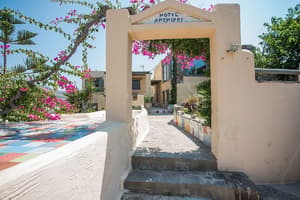 thumbnail: Property entrance