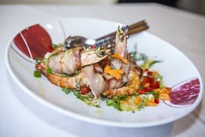 thumbnail: Dining