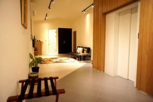 thumbnail: Hallway