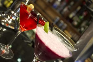 thumbnail: Bar (on property)