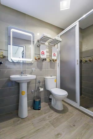 thumbnail: Bathroom