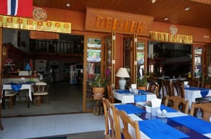 thumbnail: Dining