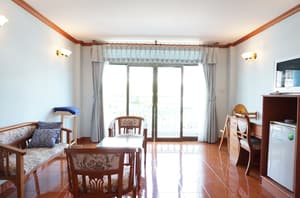 thumbnail: Living area
