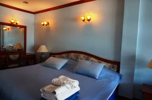 thumbnail: Room