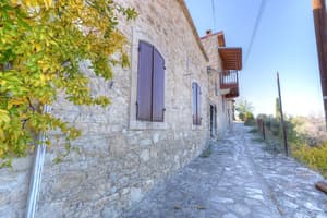 thumbnail: Exterior