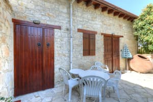 thumbnail: Terrace/patio