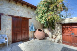 thumbnail: Terrace/patio