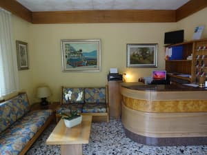 thumbnail: Reception