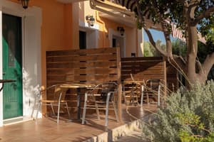 thumbnail: Terrace/patio
